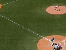 德布劳内意外战胜拜仁，出色防守引爆全场！热度持续攀升