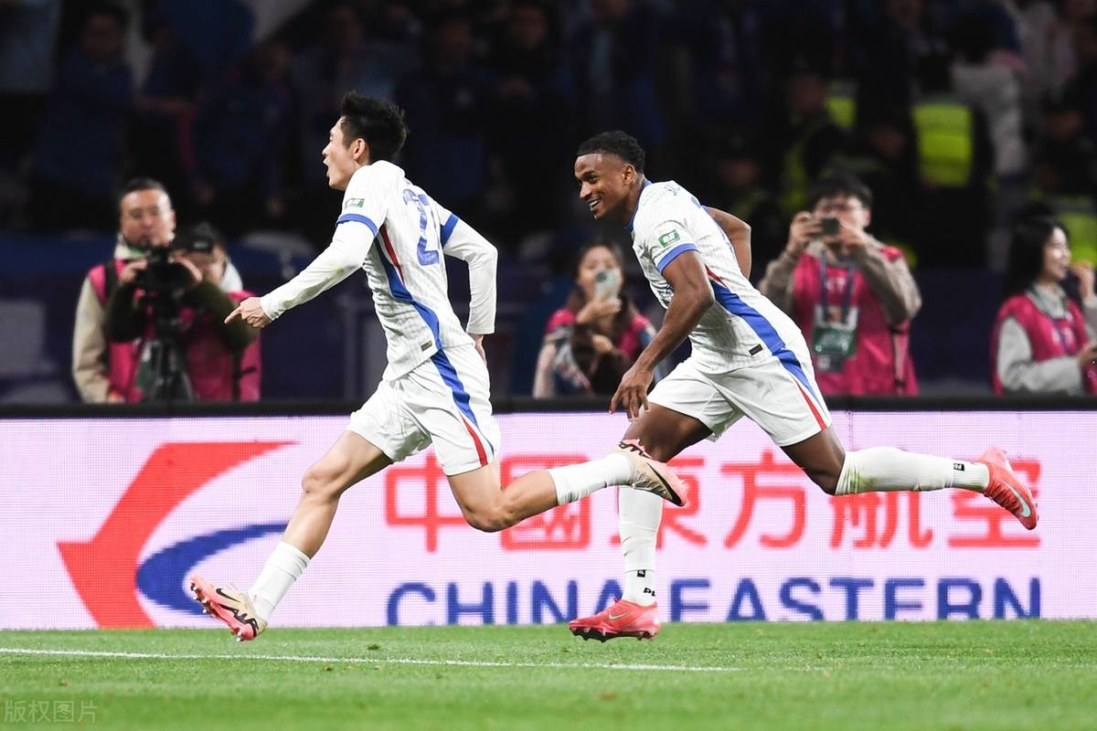 申花领衔出战广州恒大，备受关注的简单介绍